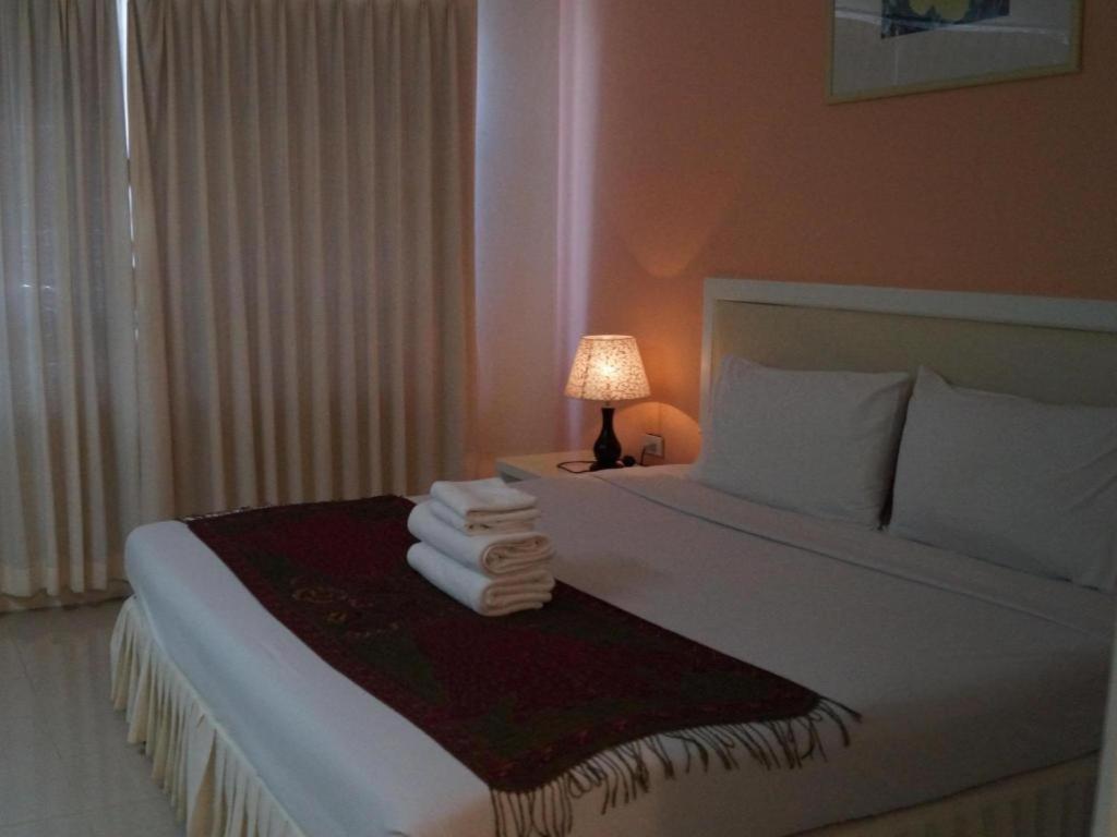 Seng Aroun Hotel Pakse Exterior photo