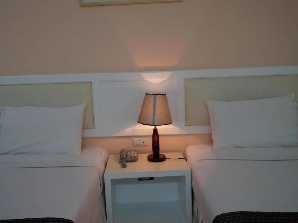 Seng Aroun Hotel Pakse Exterior photo