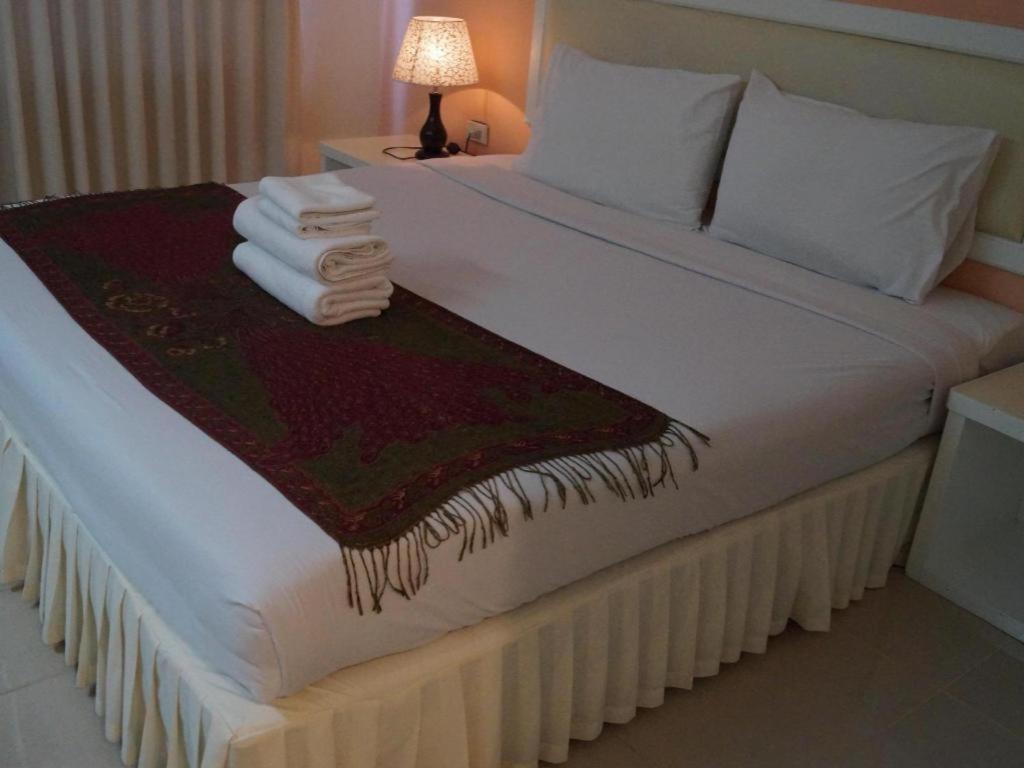 Seng Aroun Hotel Pakse Exterior photo