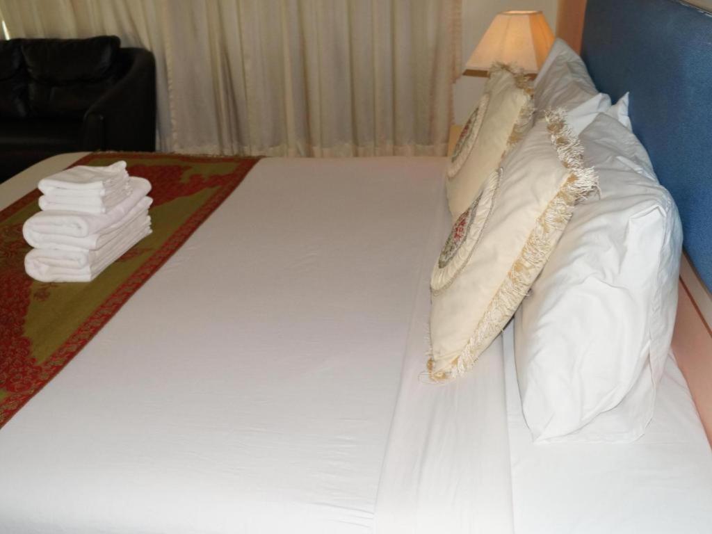 Seng Aroun Hotel Pakse Exterior photo