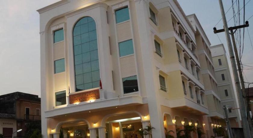 Seng Aroun Hotel Pakse Exterior photo