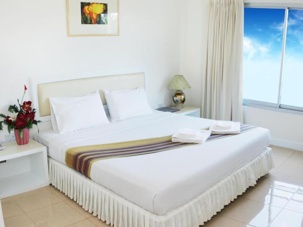 Seng Aroun Hotel Pakse Exterior photo